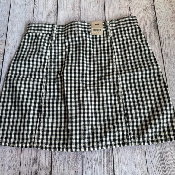 LEVI’S Gingham Button Front Mini Skirt 29 NWT - Picture 5 of 6